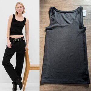 Gap | Modern Tank Top in Black